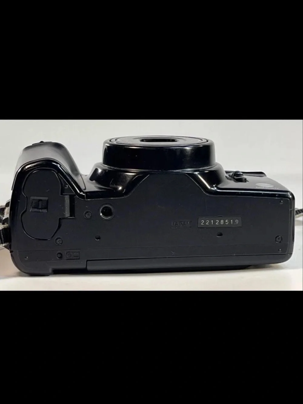 Minolta Vintage Camera Freedom Zoom 90 Quartz 35mm Film Black